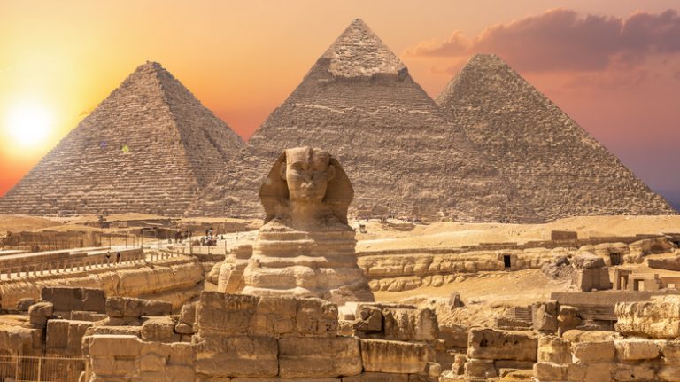 The Beauty of Egyptian Landmarks Shines in the American Film Inheritance